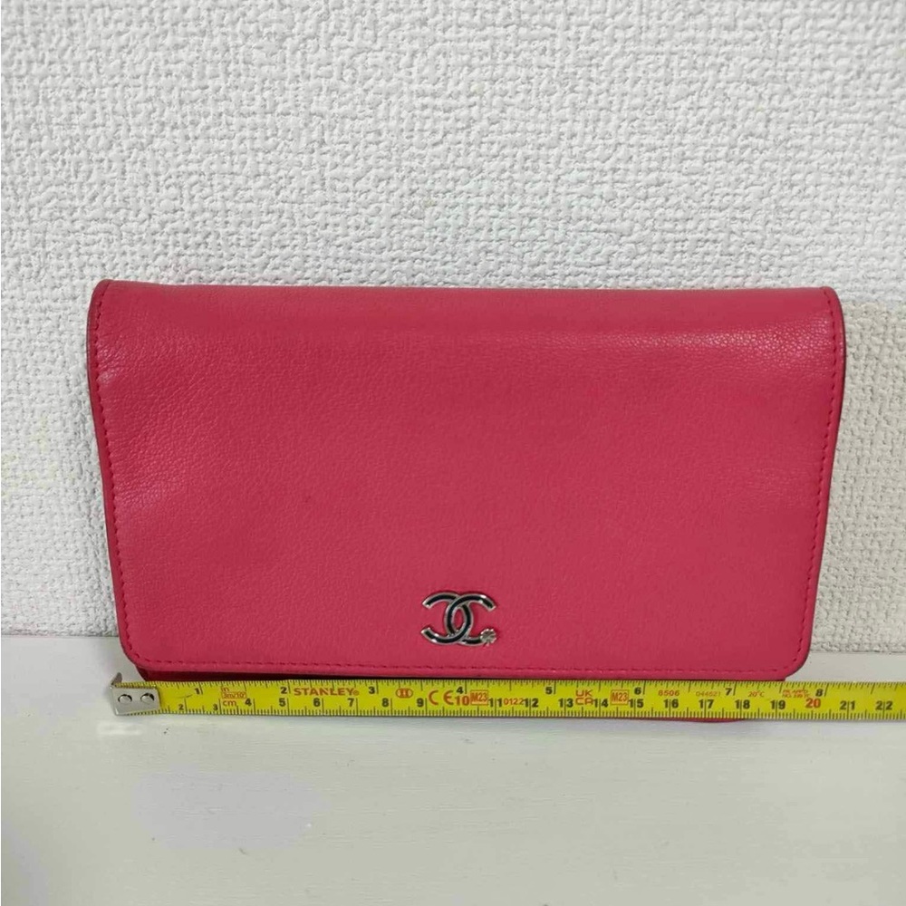 CHANEL Pink Clutch Wristlet Leather Minimalist Design